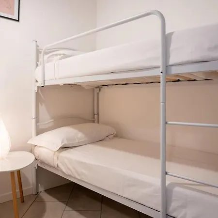 Apartman L&d With Pool